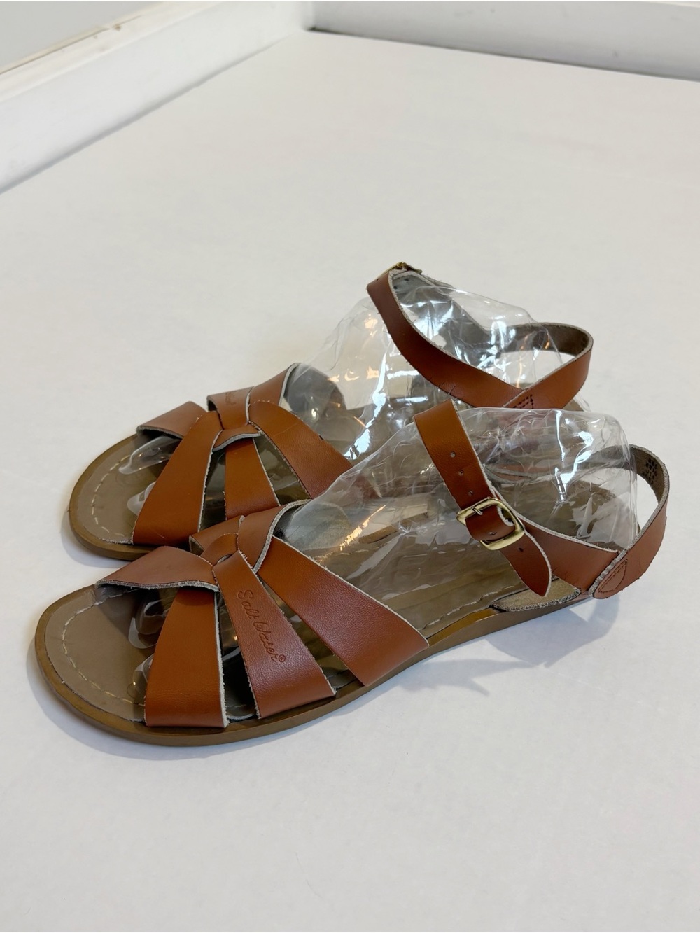 Salt Water Sandals Brown Leather Women’s Size 8 Strappy Ankle Strap Flat Classic